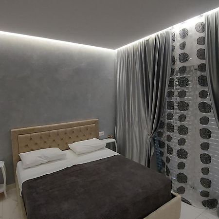 Beni 'S Apartments ساراندا المظهر الخارجي الصورة