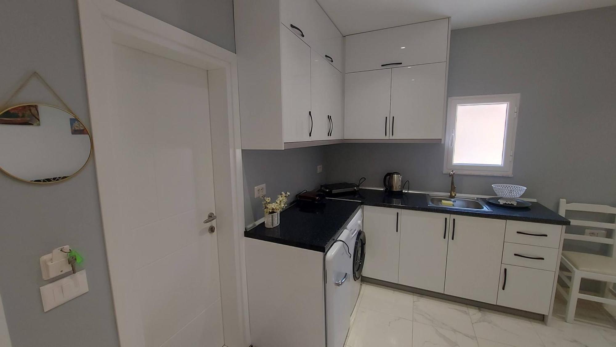 Beni 'S Apartments ساراندا المظهر الخارجي الصورة