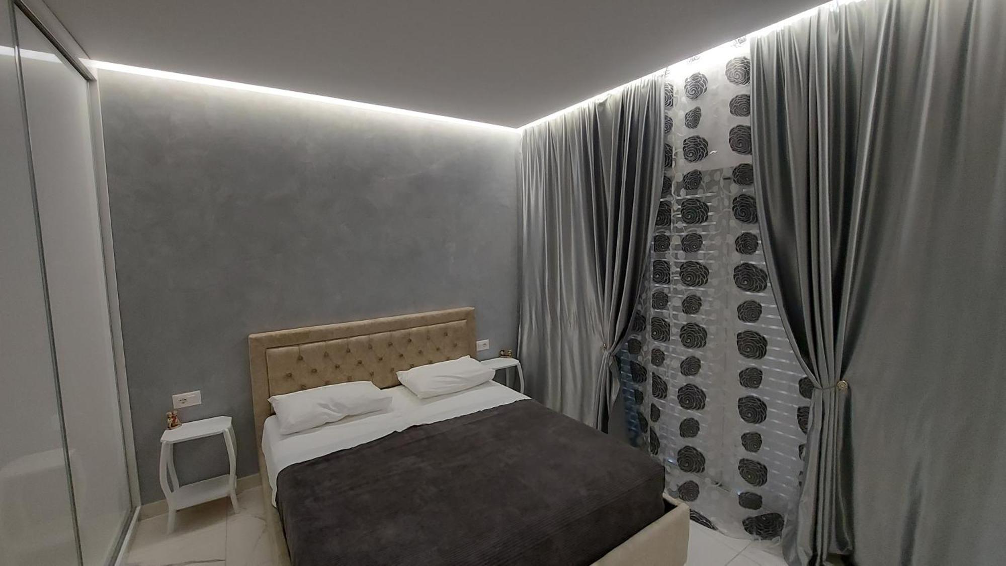 Beni 'S Apartments ساراندا المظهر الخارجي الصورة